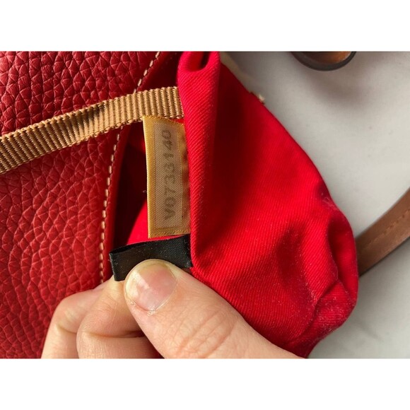 Dooney & Bourke Pebble Grain Leather Hobo Shoulder Bag Red - Picture 11 of 14